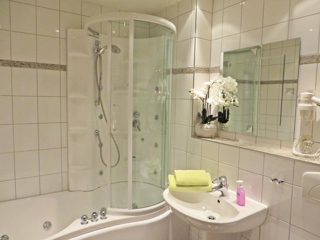 Hotel Roseneck Hagenow Δωμάτιο φωτογραφία